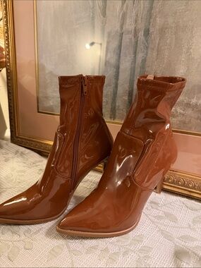 Steve Madden Patent Pointed Toe Ankle Boots - Cognac Brown
